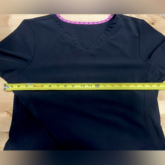 HeartSoul Women's V-Neck Scrub Top - Black - Picture 3 of 8